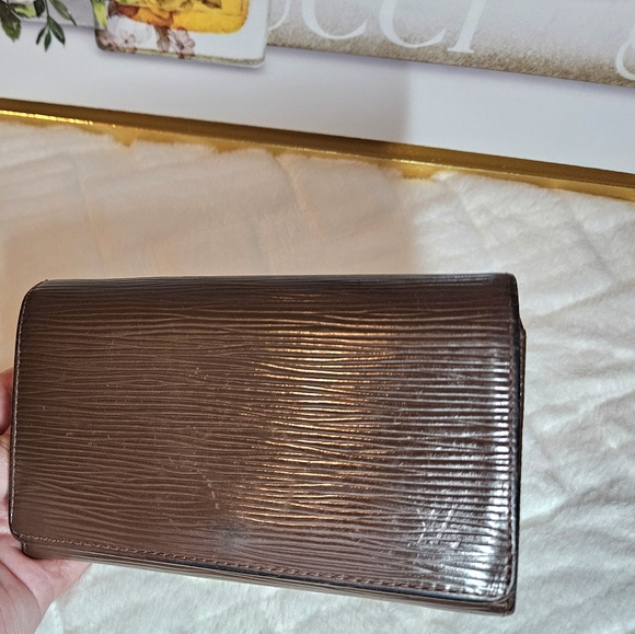 Louis Vuitton Brown Epi Leather Porte Monnaie Wallet - Picture 4 of 11